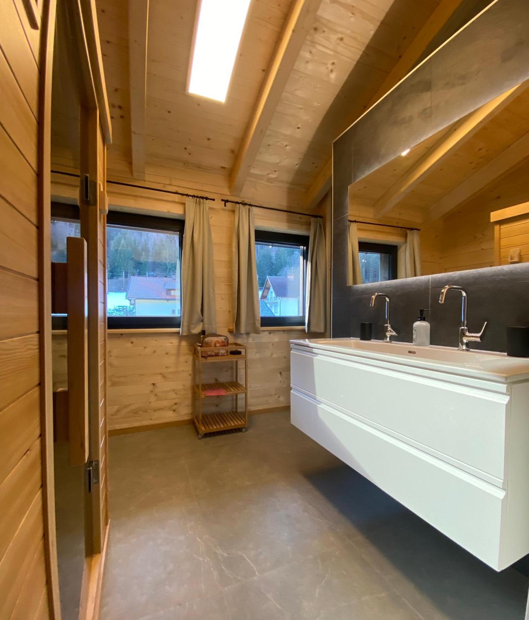 Ruheoase Zwischen Bergen Und Seen Mit Infrarotsauna Hermagor-Pressegger See Extérieur photo